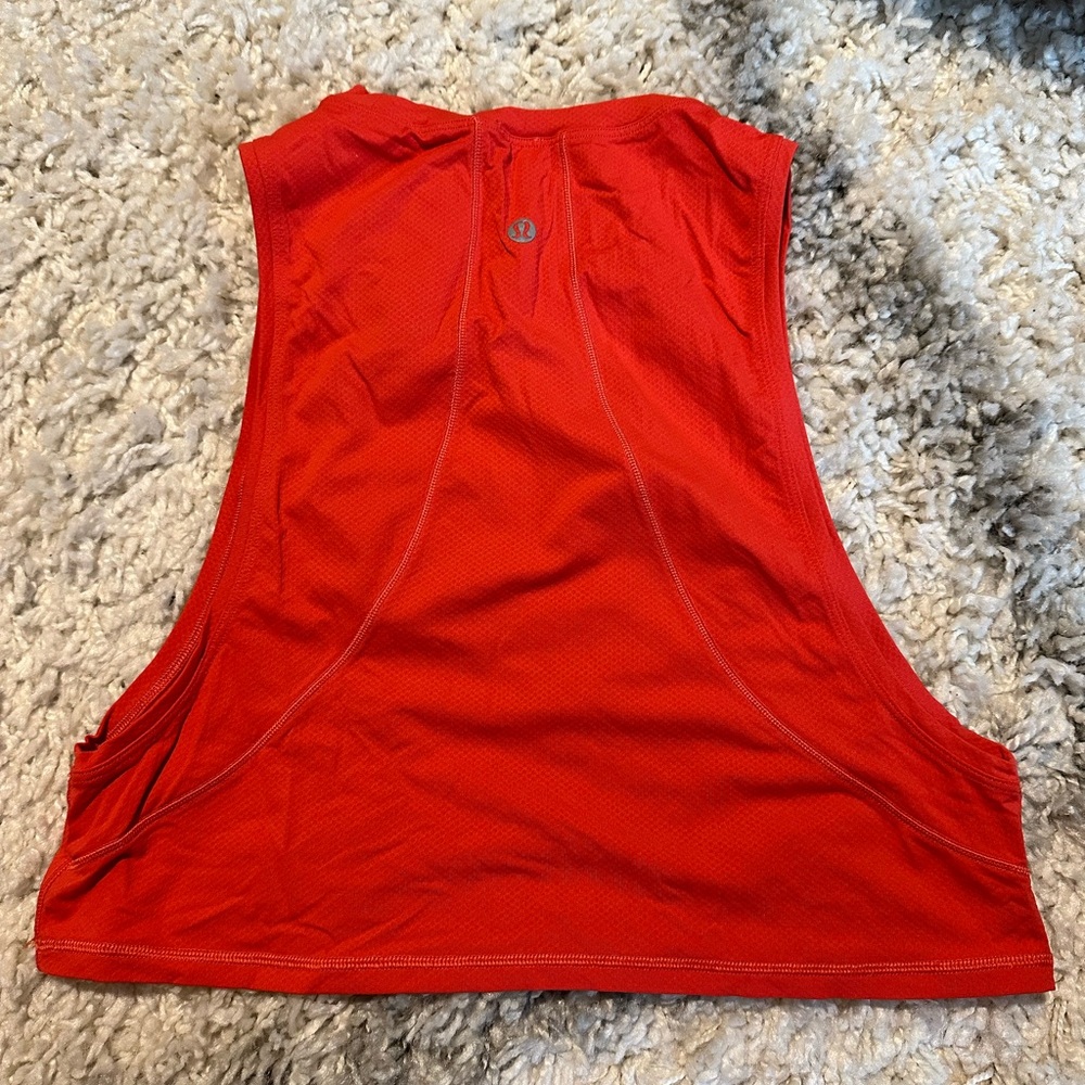 Lululemon tank